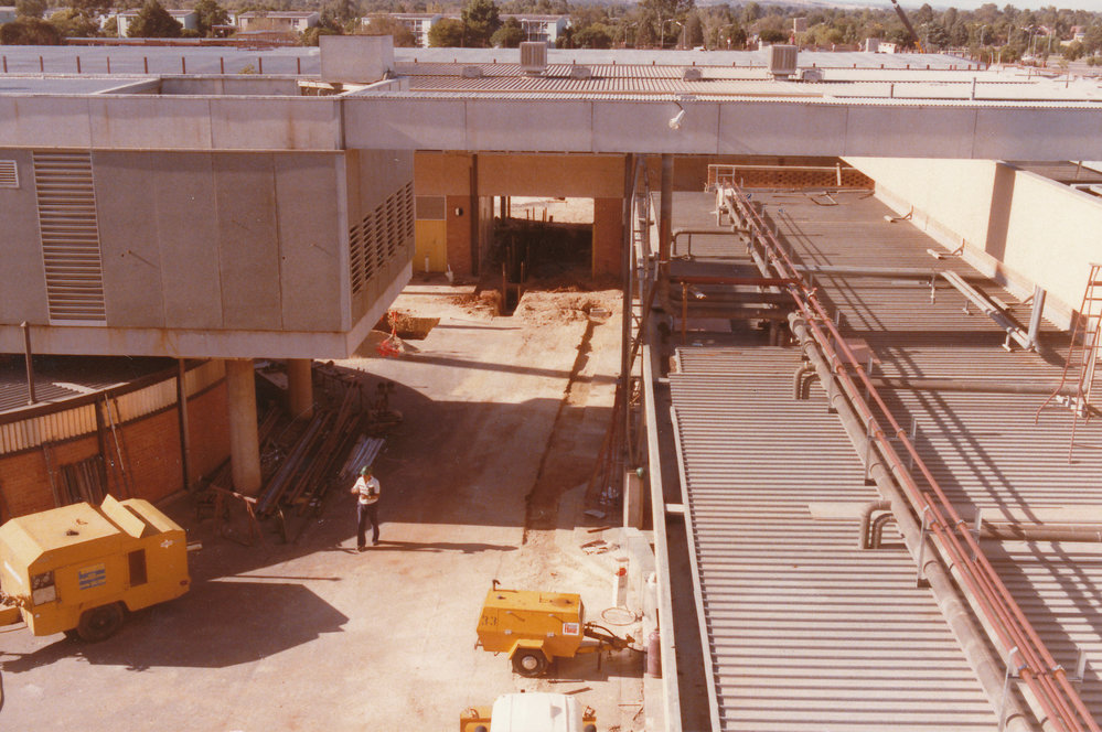 Elizabeth City Centre: 1984