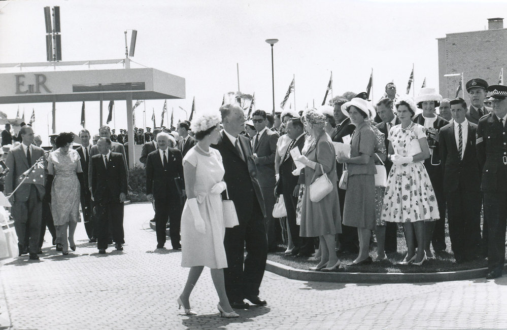 Royal visit to Elizabeth: 1963
