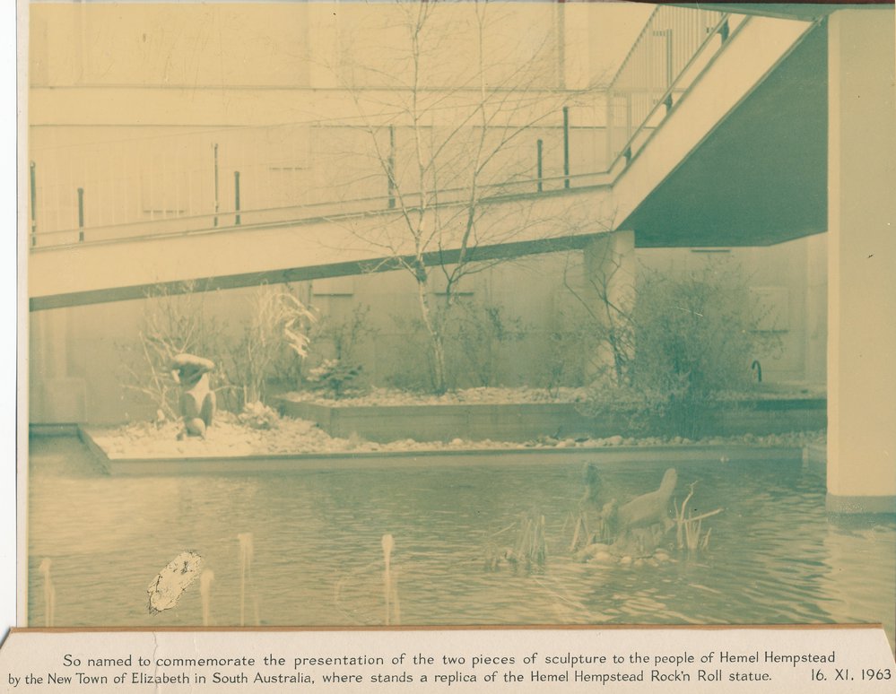 Sculpture presented to Hemel Hempstead from Elizabeth: 1963