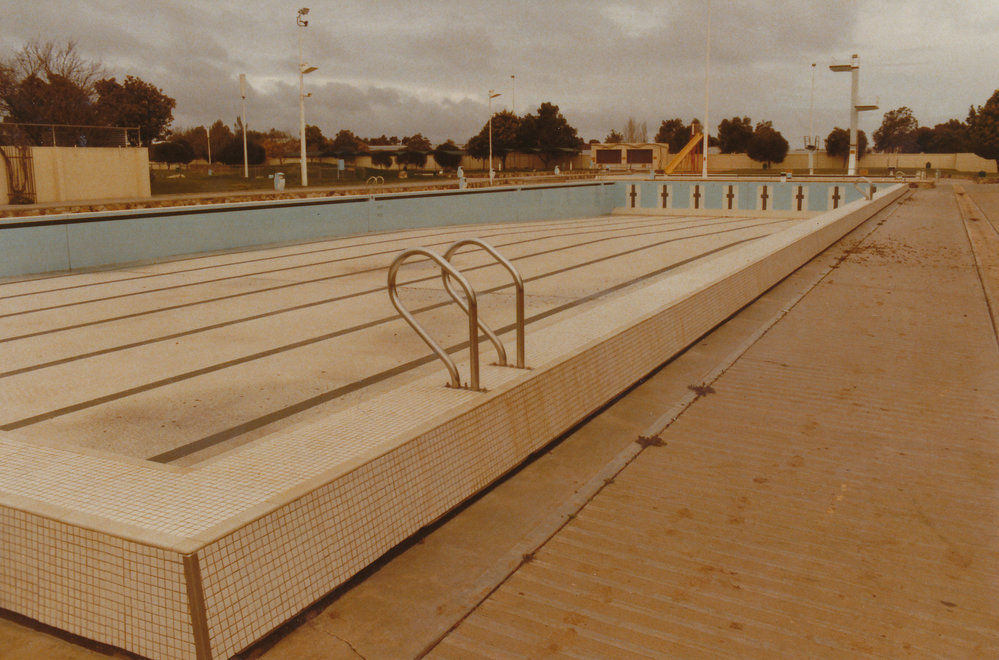 Elizabeth Aquadome: 1984