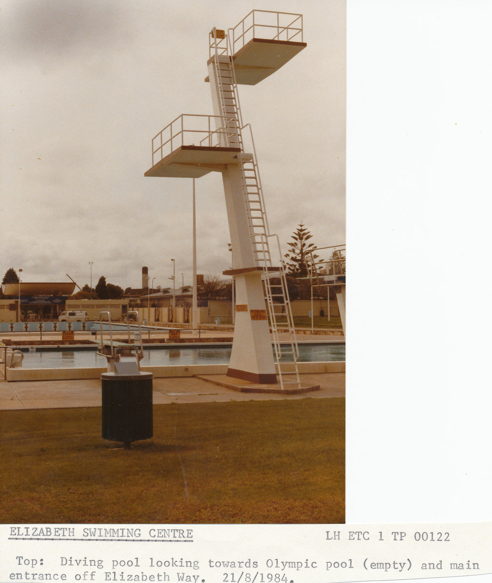 Elizabeth Aquadome: 1984