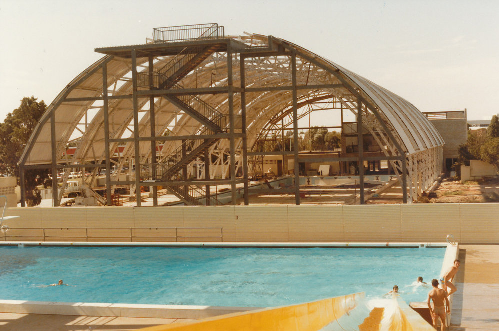 Elizabeth Aquadome: 1984