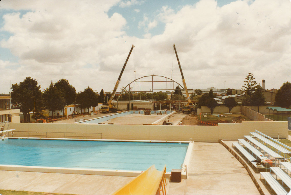 Elizabeth Aquadome: 1984