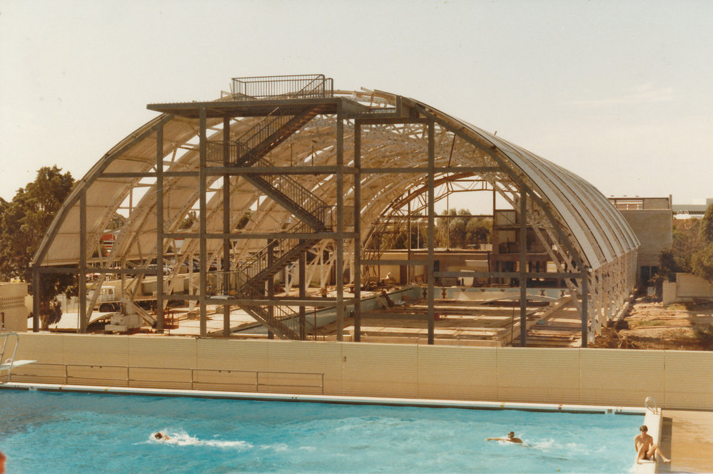Elizabeth Aquadome: 1986