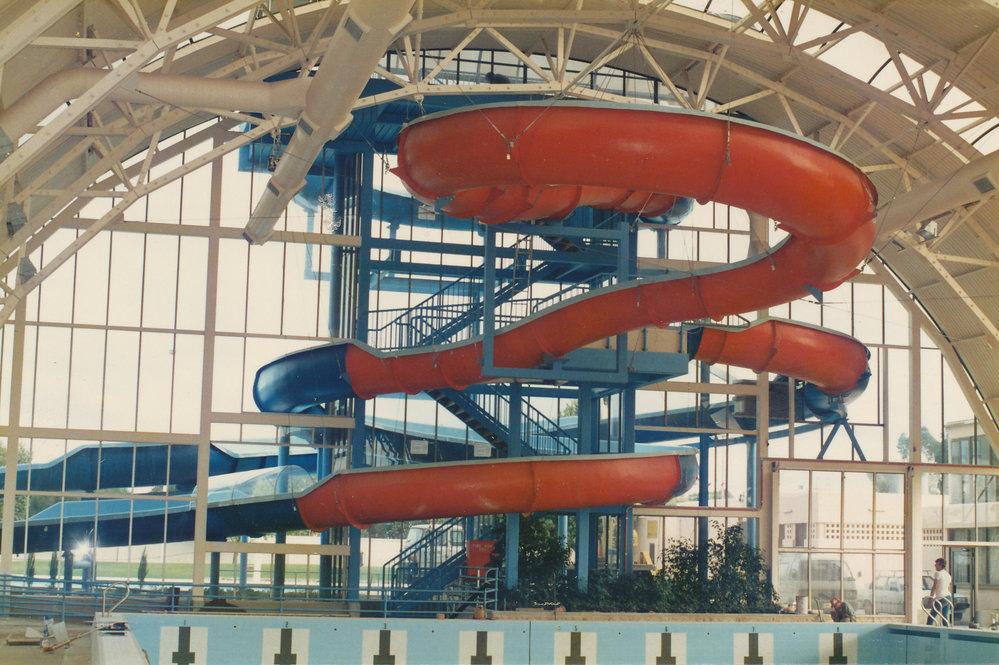 Elizabeth Aquadome: 1987