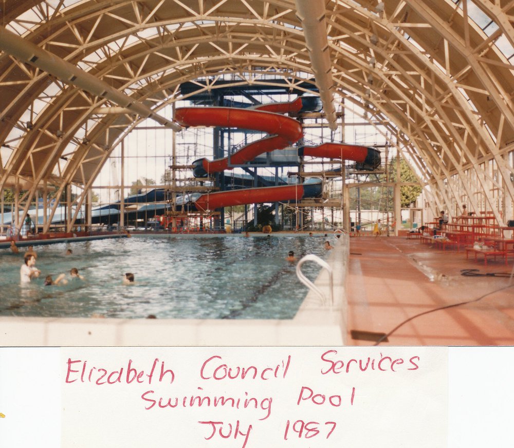 Elizabeth Aquadome: 1987