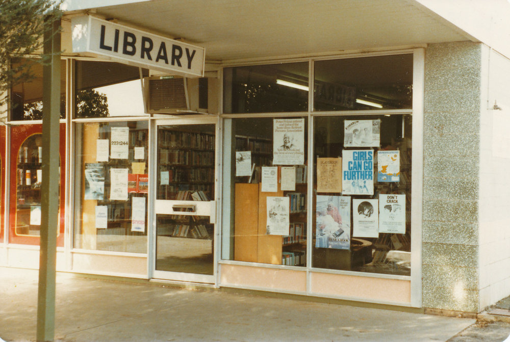 Front of Elizabeth South Library