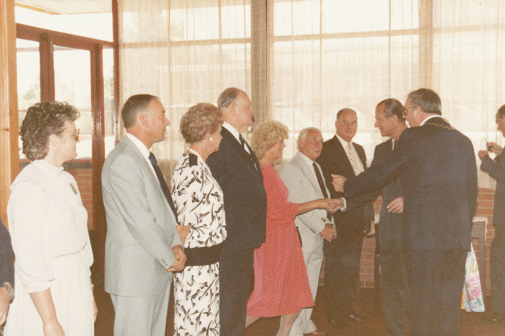 Duke of Edinburgh visits Elizabeth: 1986