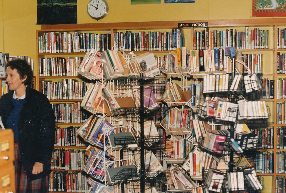 Elizabeth South Library: 1987