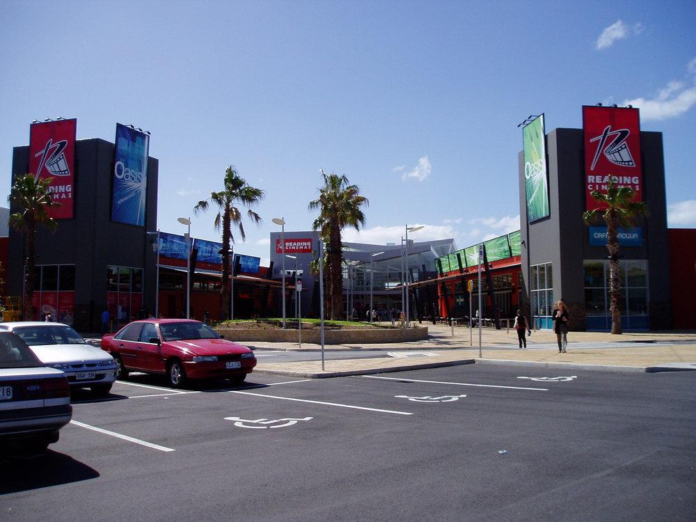 Elizabeth Shopping Centre: 2005