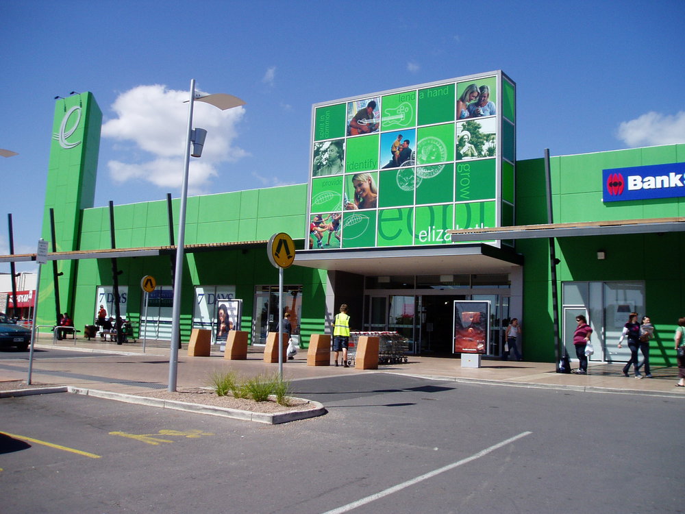 Elizabeth Shopping Centre: 2005