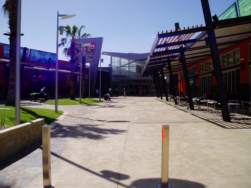 Elizabeth City Centre: 2005