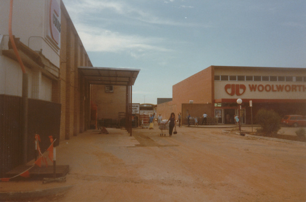 Elizabeth Shopping Centre