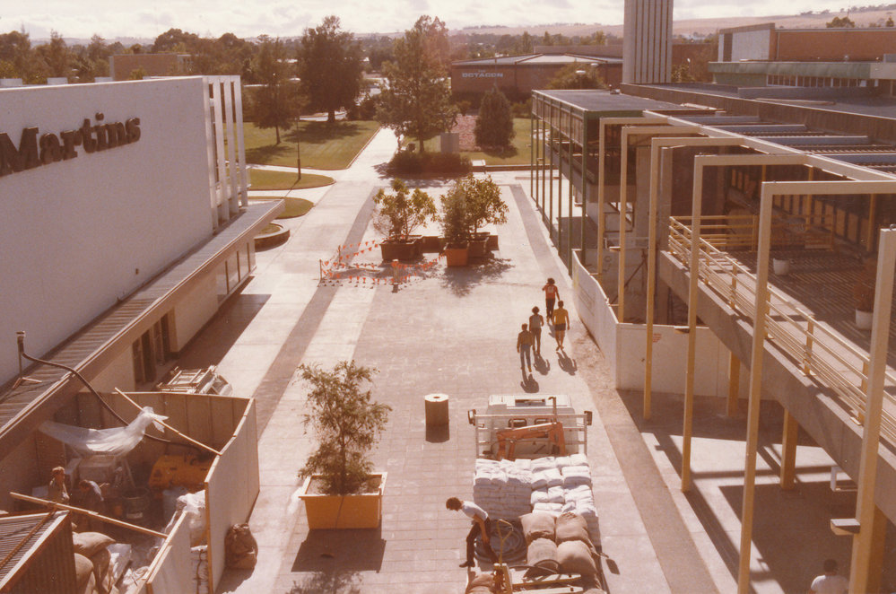 Elizabeth City Centre: 1984