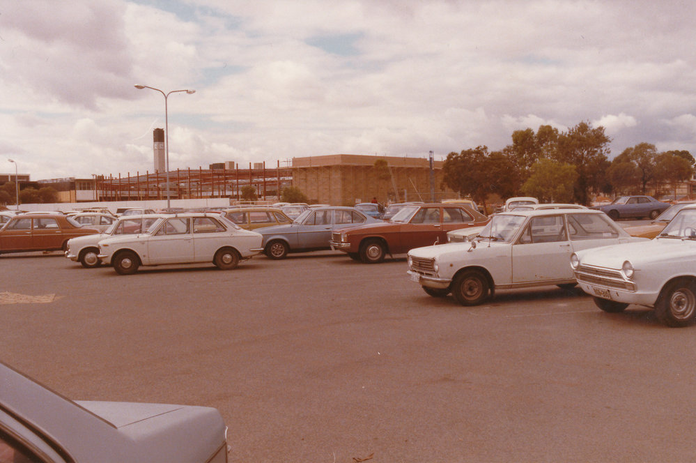 Elizabeth City Centre: 1984
