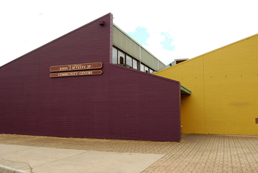 John McVeity centre: 2009