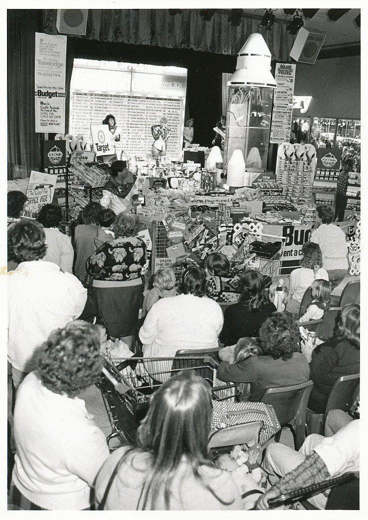 Super Fun Space Age Show