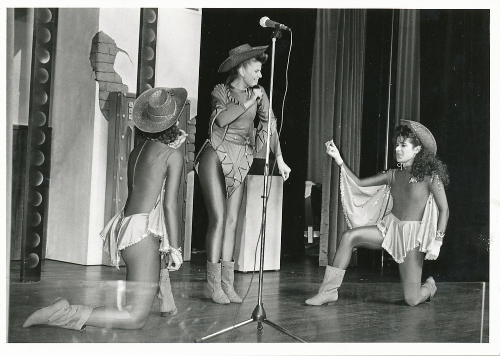 Marshall Brave Starr, Stage Show