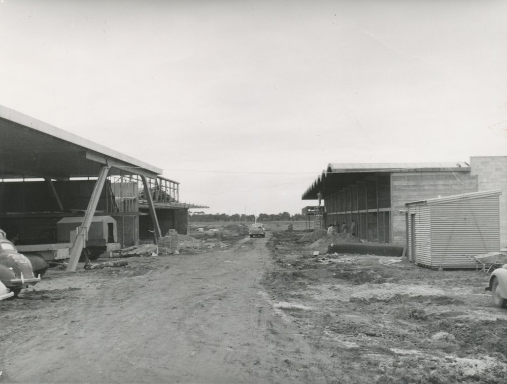 Elizabeth Town Centre : 1960