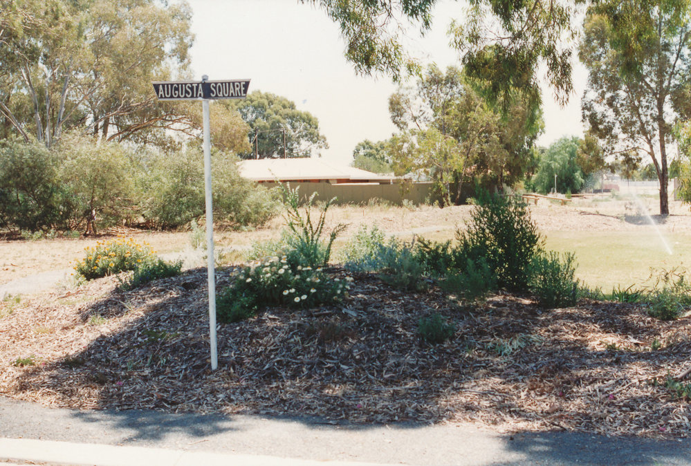Augusta Square: Smithfield