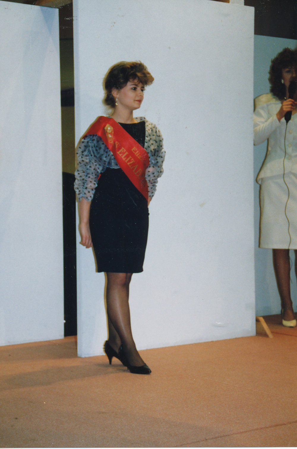 Miss Elizabeth Quest: 1990