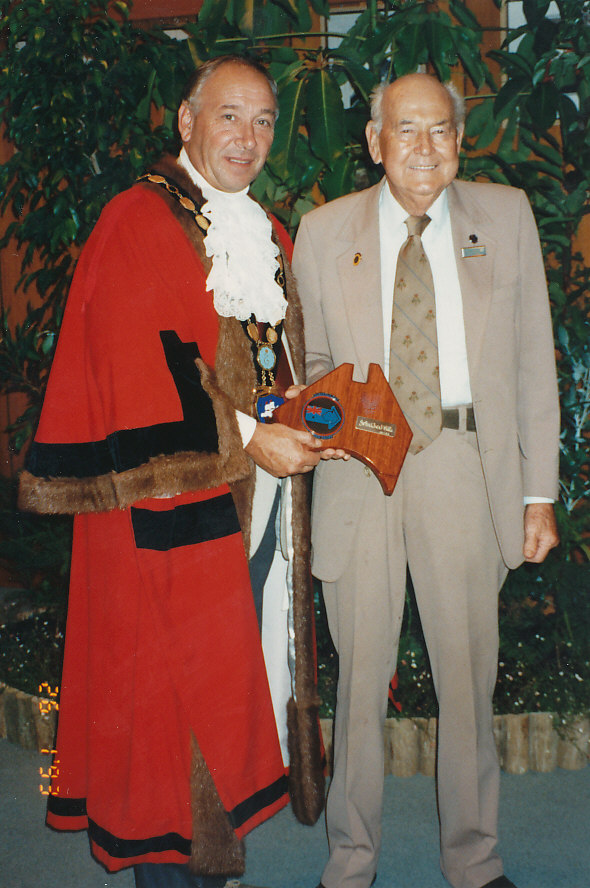 Australia Day Awards, Elizabeth: 1993