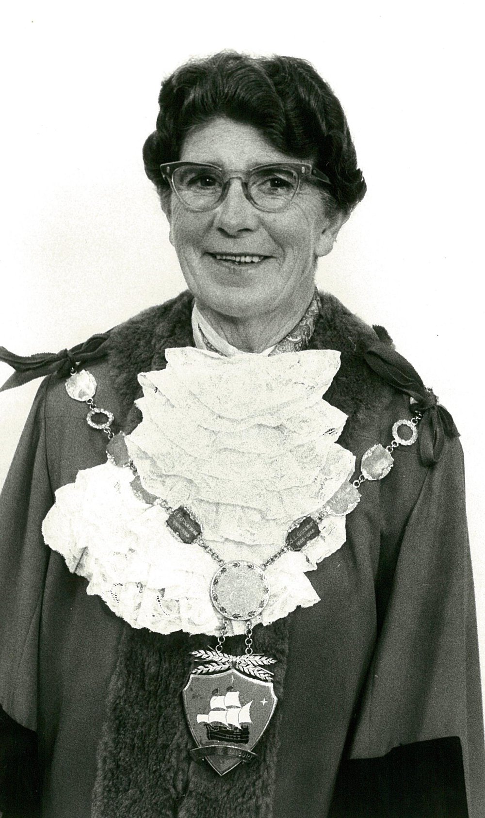 Mayor of Elizabeth: Mrs Elizabeth Eva Edge