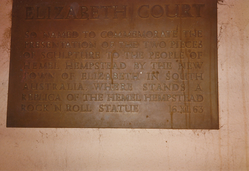 Elizabeth Court Plaque