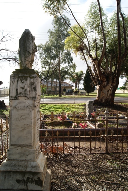 Angle Vale Cemetery