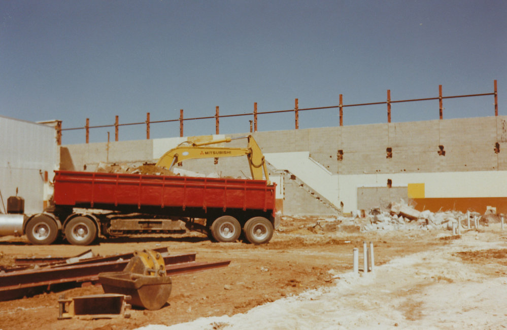 Elizabeth City Centre: 1984