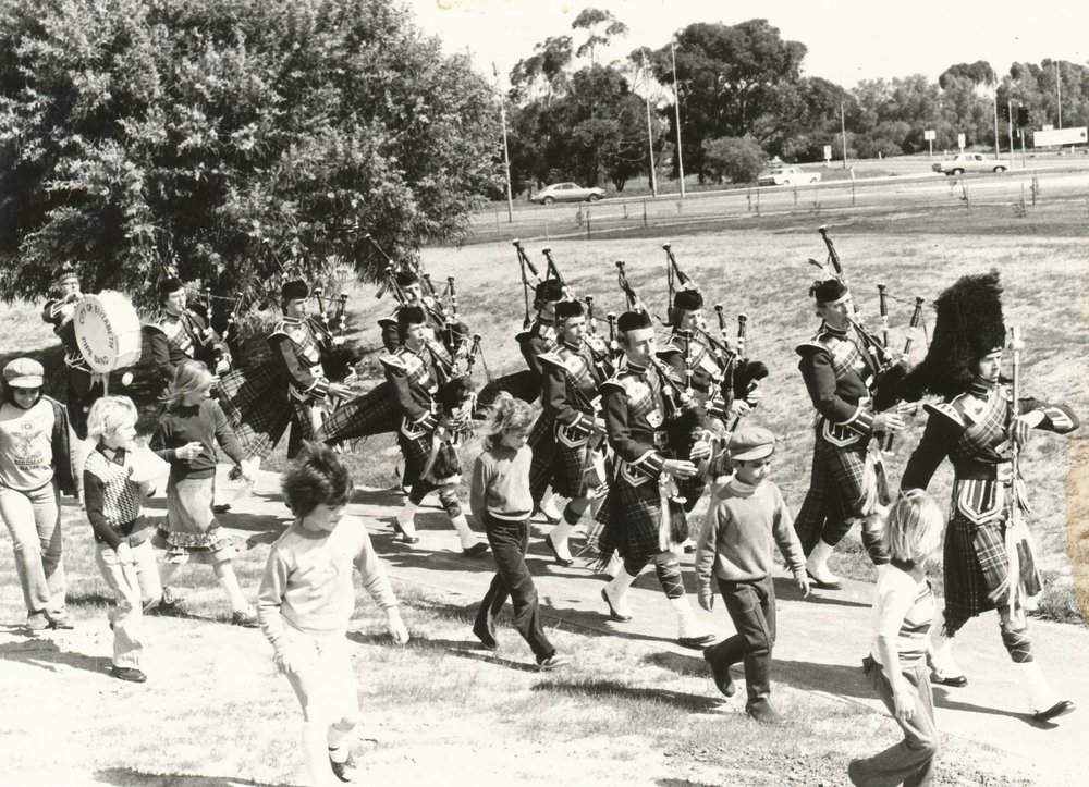 Scottish Pipe Band in Elizabeth