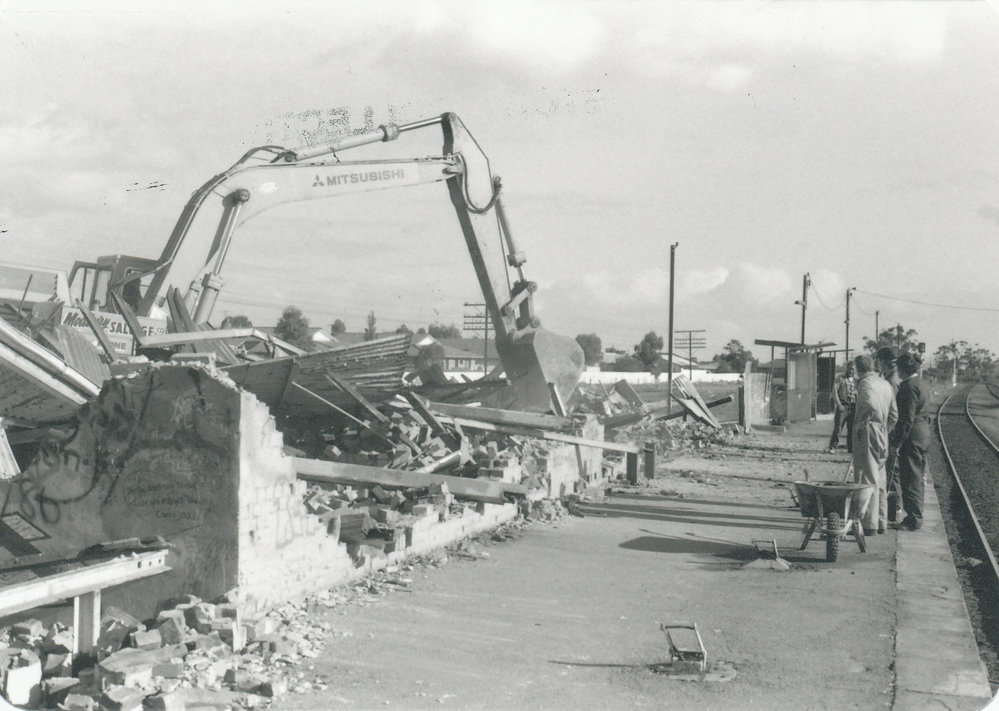 Demolition of Smithfield Railway Station: 1987