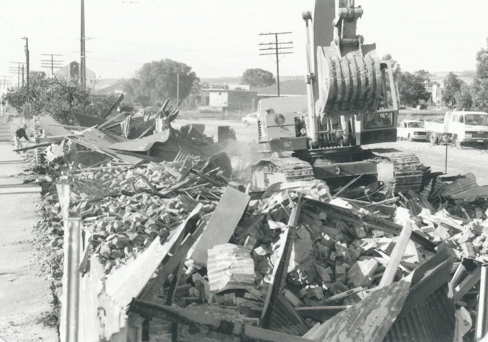 Demolition of Smithfield Railway Station: 1987