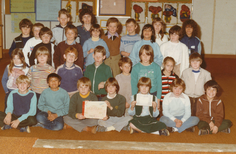Make a book week: 1984