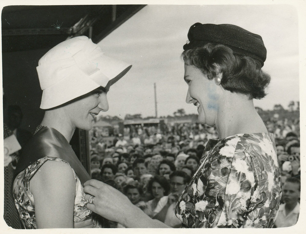 Elizabeth Birthday Celebrations : 1958