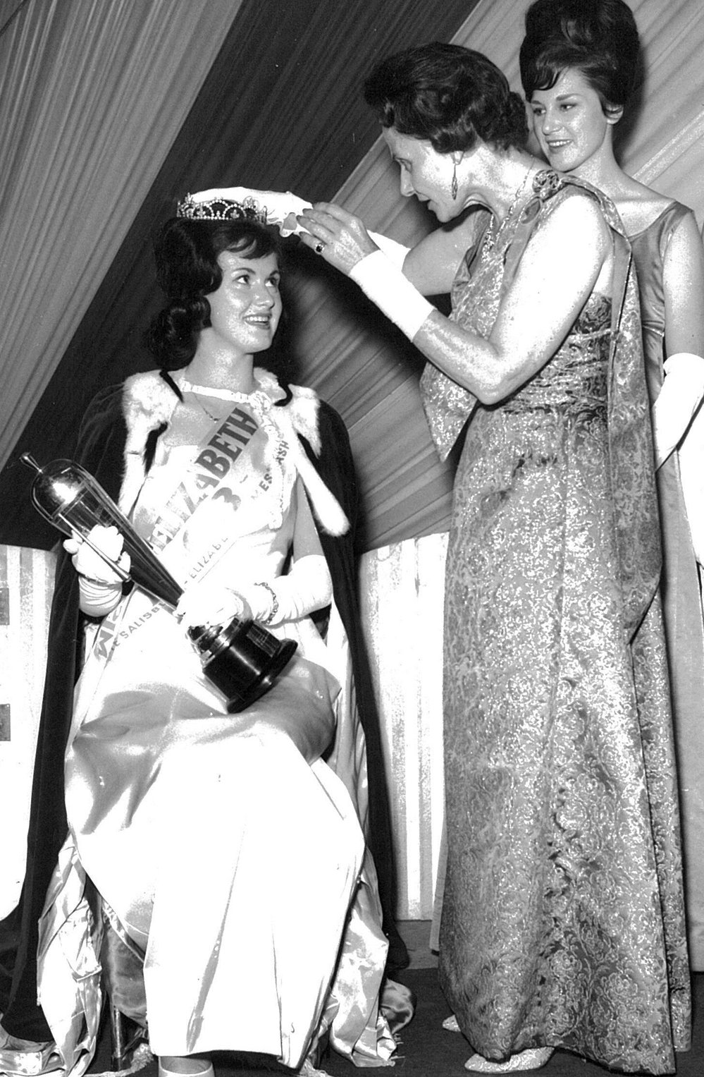 Miss Elizabeth Quest: 1963