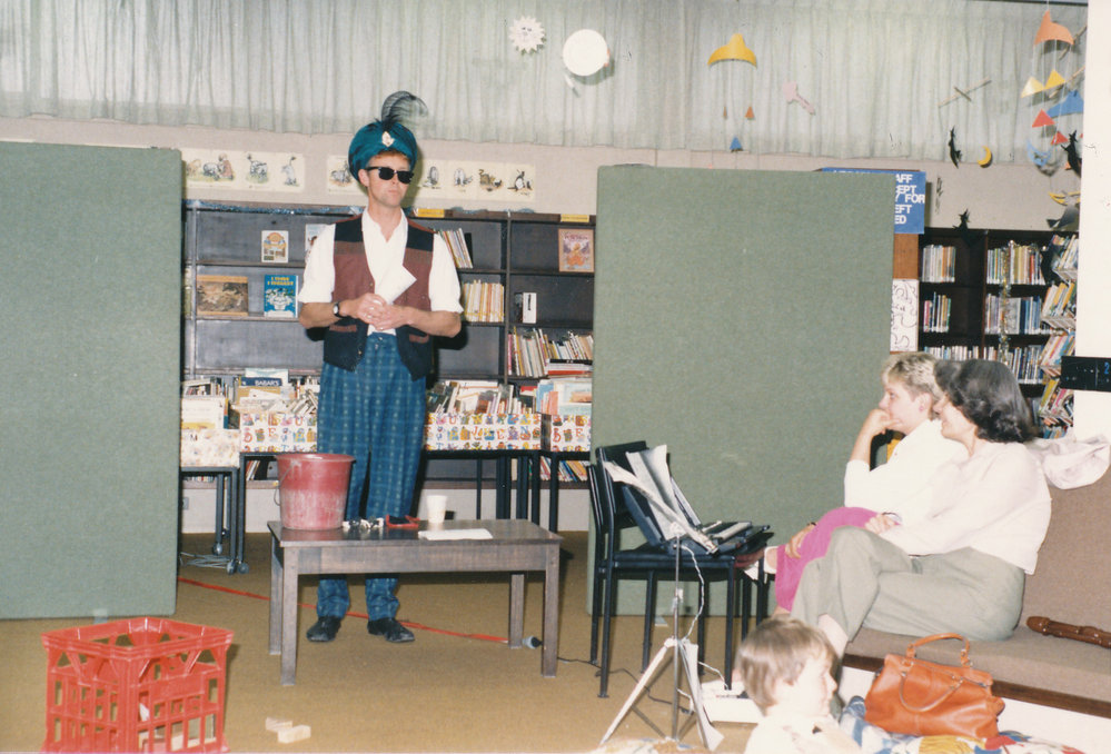 Elizabeth Public Library : 1986