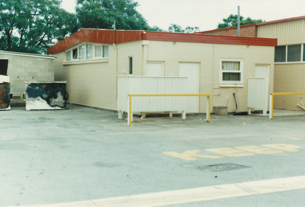 Elizabeth South library: 1986