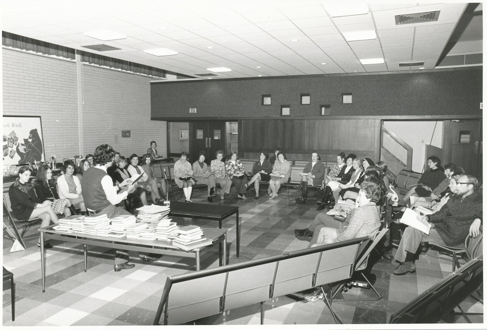 Children's Book Week, Elizabeth Library: 1972