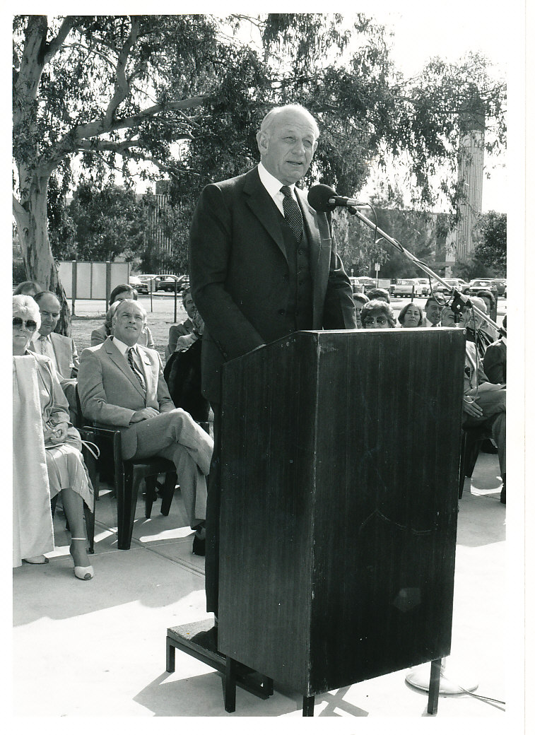 Grenville Centre opening: 1983