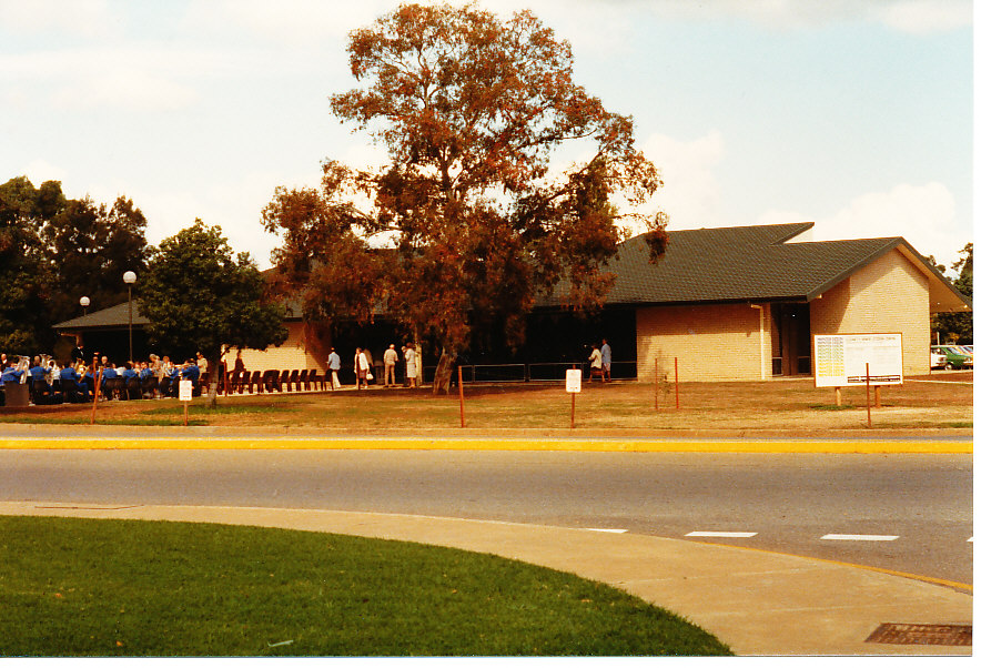 Grenville Centre, Elizabeth opening: 1983