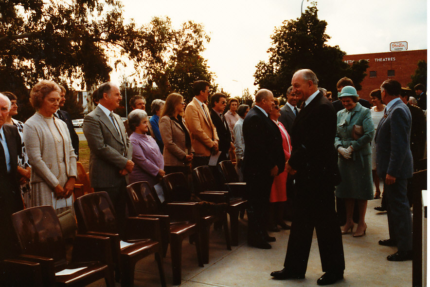 Grenville Centre, Elizabeth opening: 1983