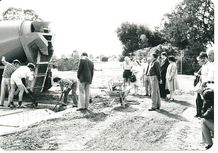 Grenville Centre: 1982