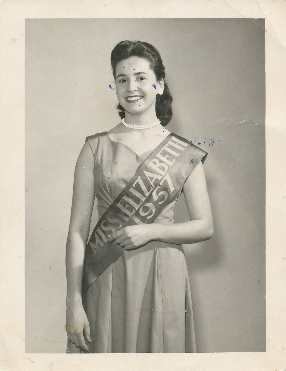Miss Elizabeth: 1957