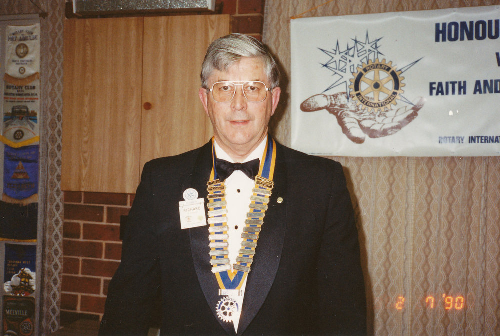 Elizabeth Rotary: 1990