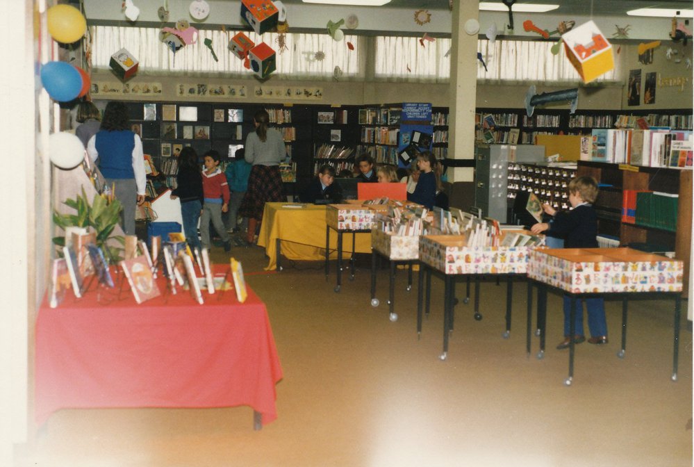 Elizabeth Public Library: 1987