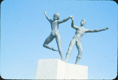 Dancing figures statue, Elizabeth Town Centre