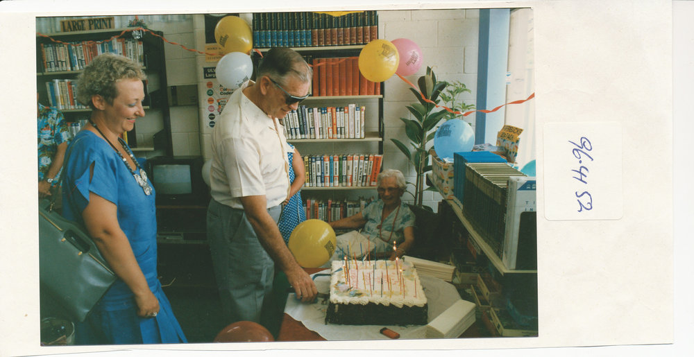 Elizabeth South Library: 1987