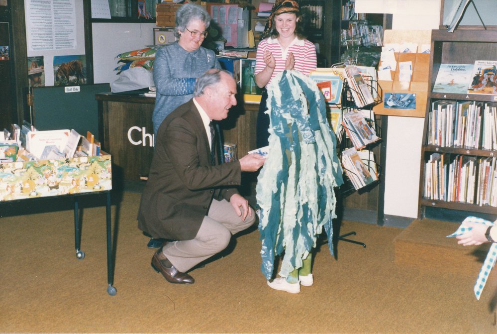 Elizabeth Public Library: c.1987