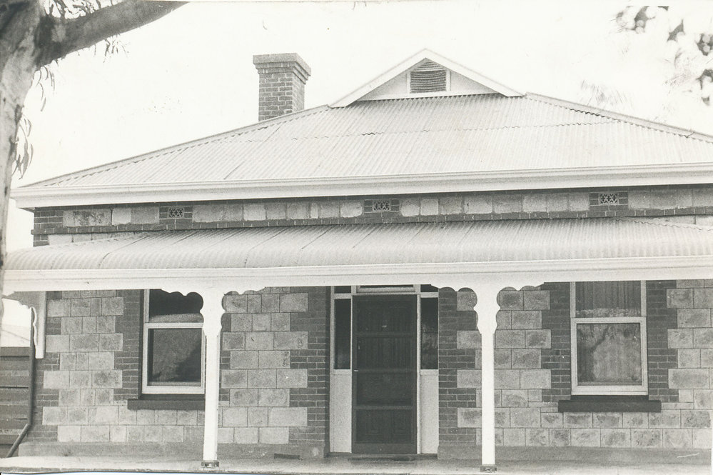 Judd Road house, Elizabeth: 1976